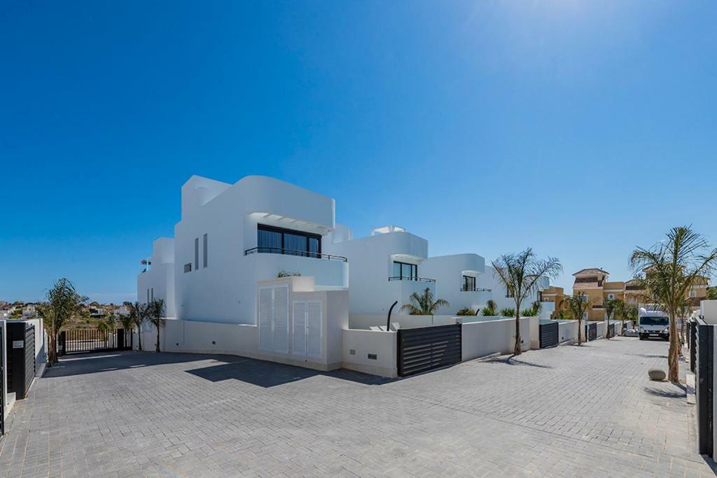 Stylish Villa 2018,Pool,3B.R.Wifi,Netflix San Fulgencio 외부 사진